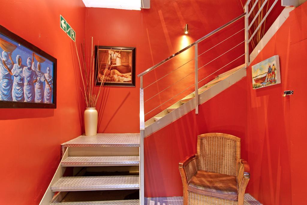 Forty8 Backpackers Hotel Кейптаун Стая снимка